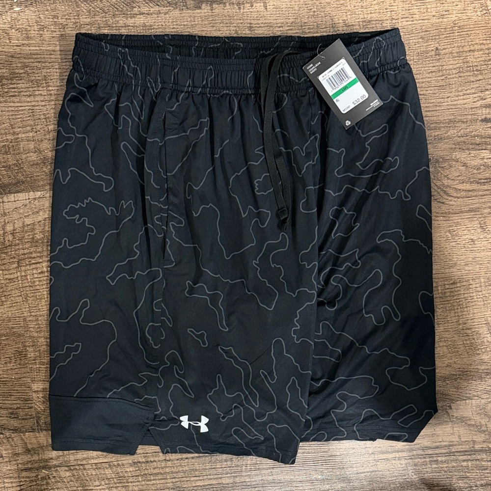 Under Armour Men's Black Camo Athletic Shorts